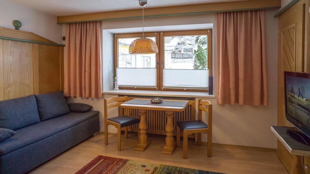 Appartement Pension Strolz بيشلباخ المظهر الخارجي الصورة